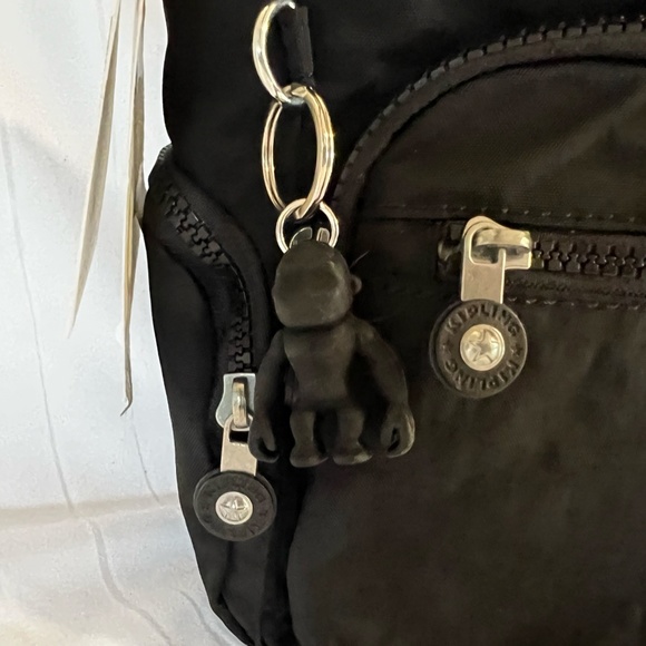 Kipling Abanu Convertible Bag, Black, Lightweight, New with Tags - Picture 5 of 7